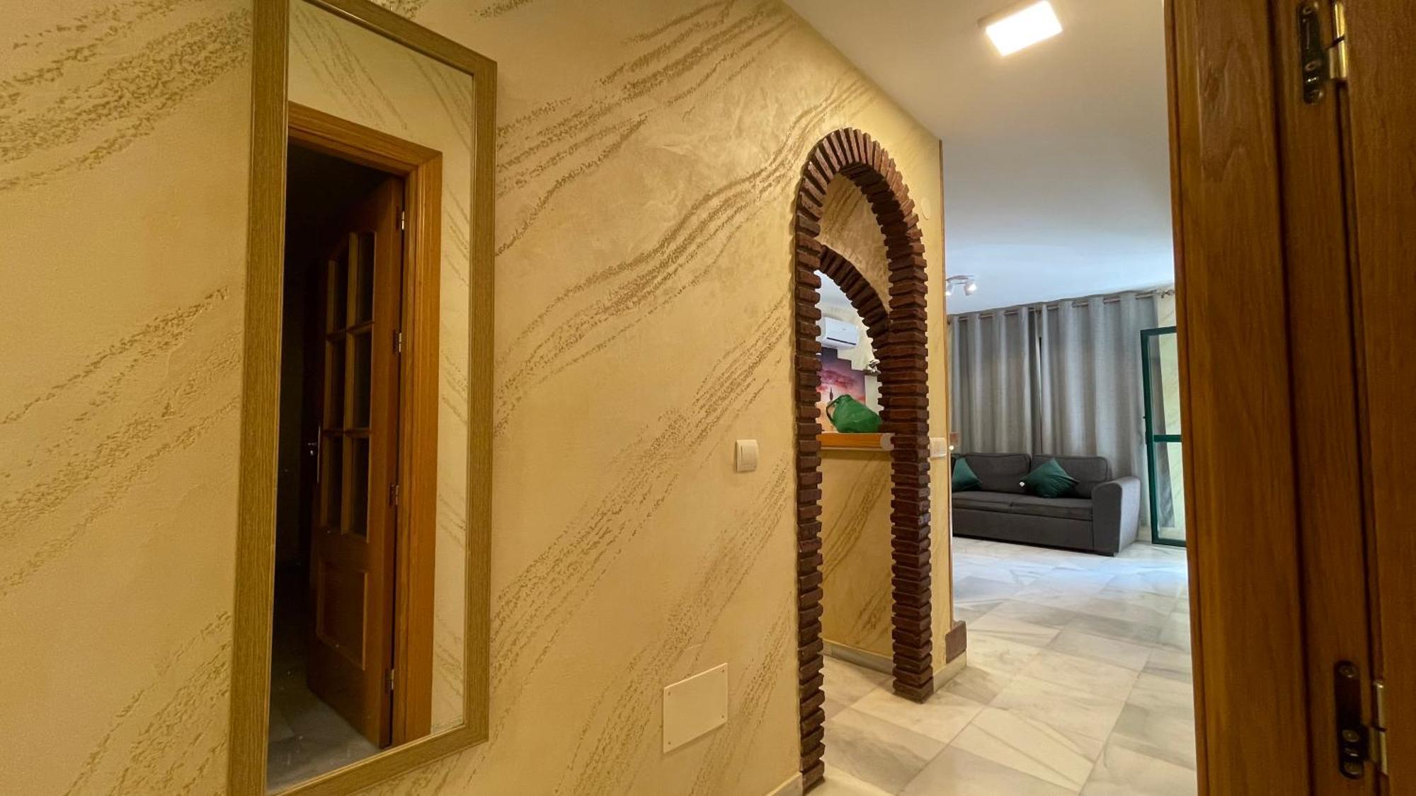 Golf Apartment *